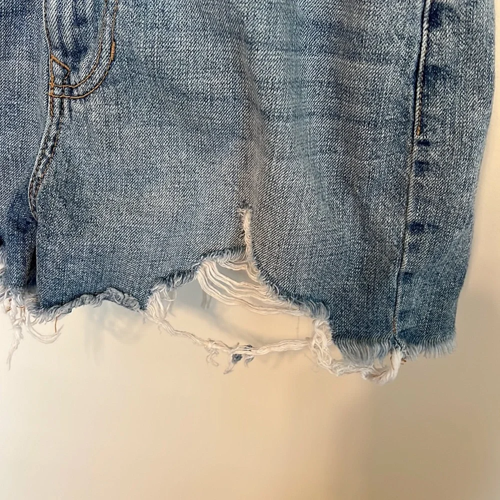 KanCan Women’s Jean Shorts / Size S / Very Good Pre-Owned Condition / Cotton - Picture 5 of 9